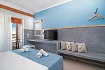 Tinas Plus Hotel