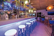 Tinas Plus Hotel