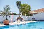 Tinas Plus Hotel