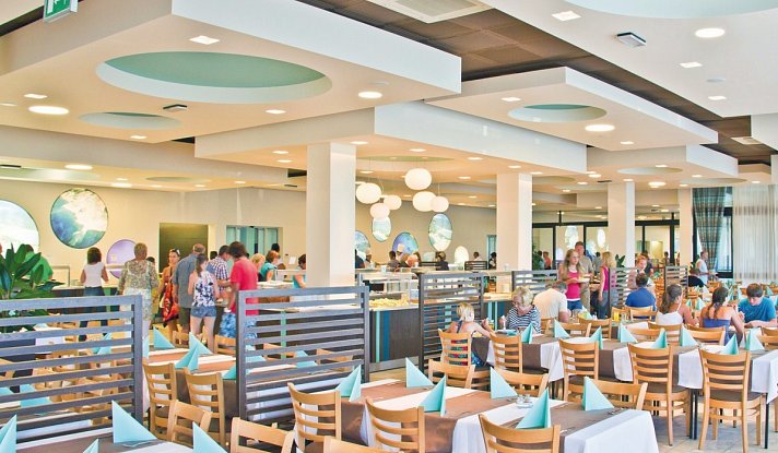 San Marino Resort Plaza Hotel