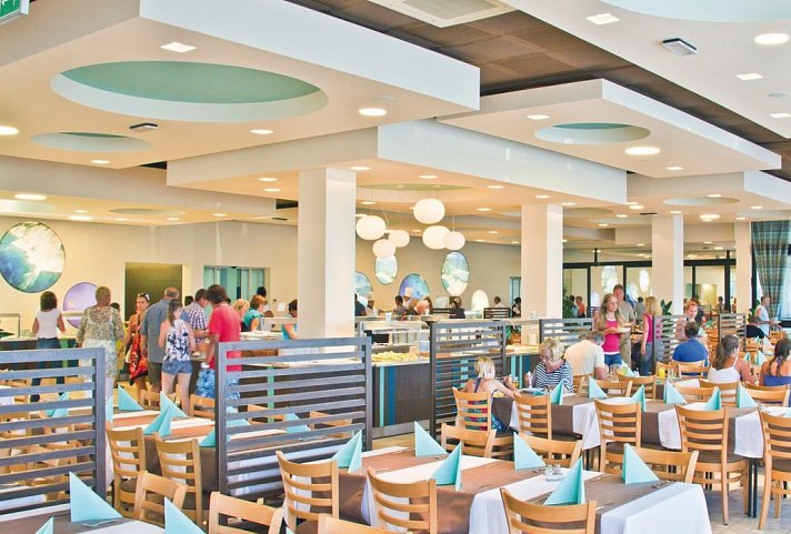 San Marino Resort Plaza Hotel