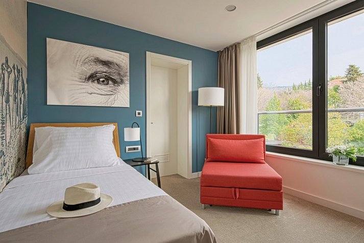 Boutique Hotel Esplanade - Wohnbeispiel Einzelzimmer Superior (Zimmercodierung ES1)