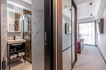 Ad Turres - Wohnbeispiel Doppelzimmer Haupthaus (Zimmercodierung DBU)