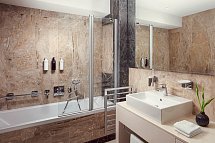 Bellevue - Beispiel Bad Juniorsuite (Zimmercodierungen JB1 & JBC)