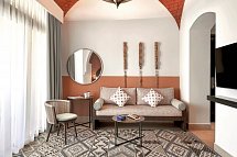 The Cove Rotana Resort - Wohnbeispiel Guest Room King or Twin (Zimmercodierungen DB1, DBG, DBP, DBI, DBM, UP1, UP2 & UP3)