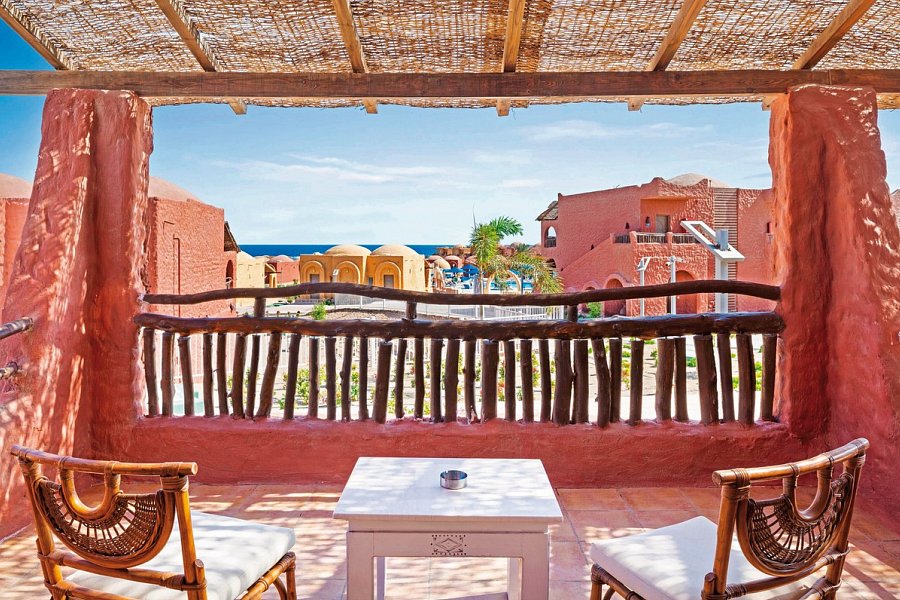 Pickalbatros Portofino Villaggio Resort - Beispiel Balkon Doppelzimmer Standard Gartenblick (Zimmercodierungen DGG & DCG)