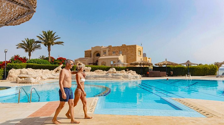 Blend Elphistone Resort
