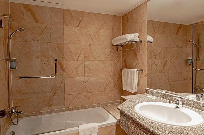 Blend Elphistone Resort - Wohnbeispiel Doppelzimmer Superior Meerblick (Zimmercodierung DSM)