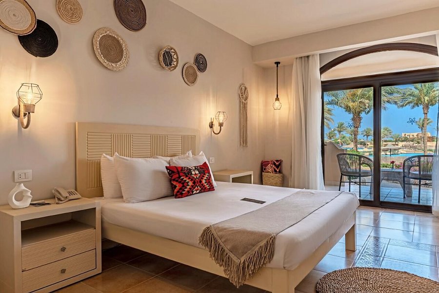 Blend Elphistone Resort