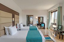 Blend Elphistone Resort