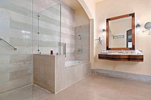 Swissôtel Resort El Quseir - Beispiel Bad (Zimmercodierungen DB1, DXN & DMM)