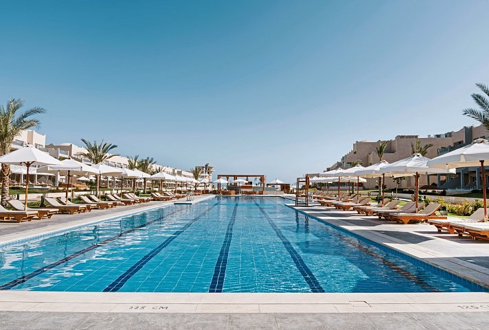 Diamond Beach by Pearl Resort