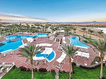 JAZ Lamaya Resort