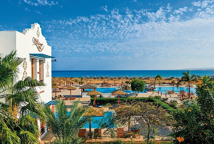 Lahami Bay Beach Resort & Gardens