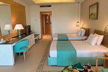 Lahami Bay Beach Resort & Gardens - Wohnbeispiel Doppelzimmer seitl. Meerblick (Zimmercodierungen D1N, DC1 & DBN)
