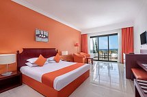 Fantazia Resort - Wohnbeispiel Doppelzimmer Standard Meerblick (Zimmercodierung DGM)