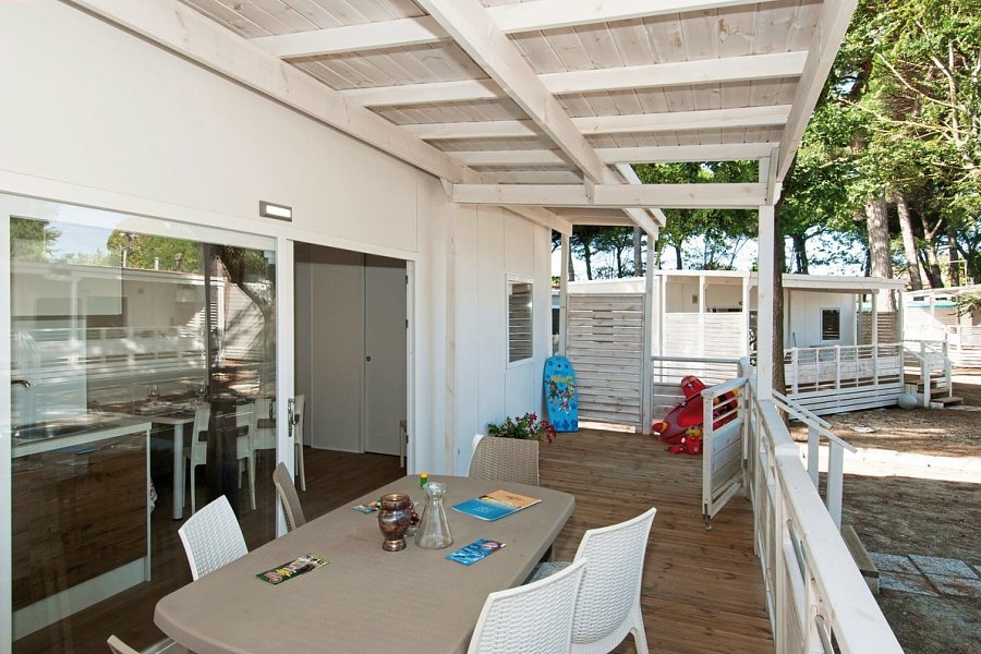 Marina Family Resort - Wohnbeispiel MH Lodge Deluxe (Zimmercodierung CD2)