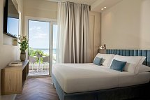 Hotel Ambasciatori - Wohnbeispiel Doppelzimmer Prestige Meerblick (Zimmercodierung DOM)