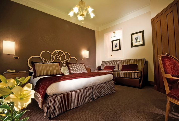 Hotel Ariston - Wohnbeispiel Dreibettzimmer Superior (Zimmercodierung TS1)