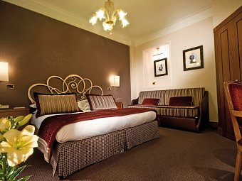 Hotel Ariston - Wohnbeispiel Dreibettzimmer Superior (Zimmercodierung TS1)