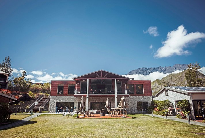 Sarana Hotel & Spa