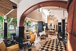 Doudou Hotel