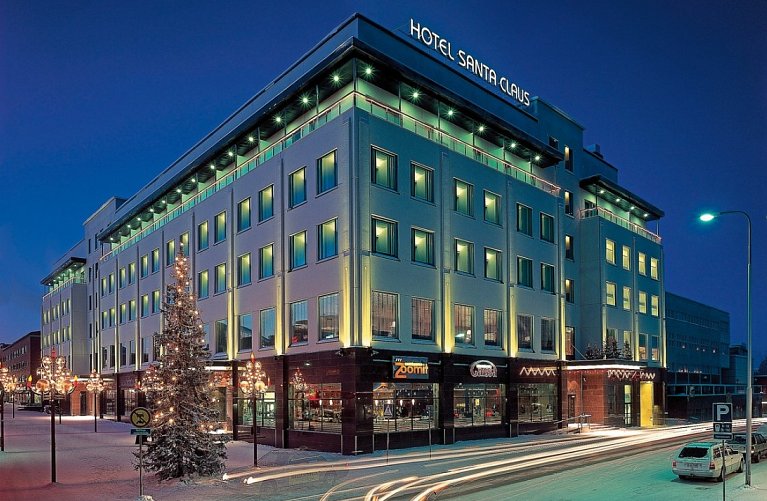 Santa's Hotel Santa Claus