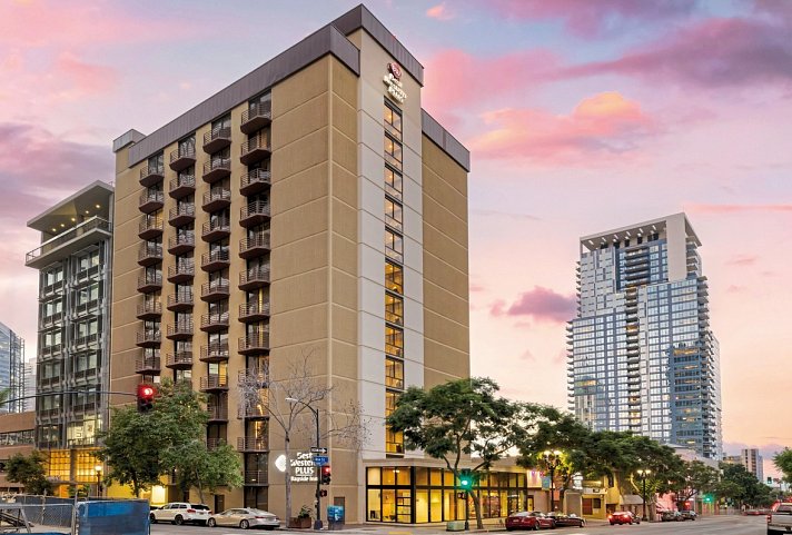 Best Western Plus Bayside Inn