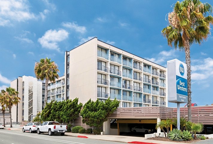 Best Western Yacht Harbor Hotel