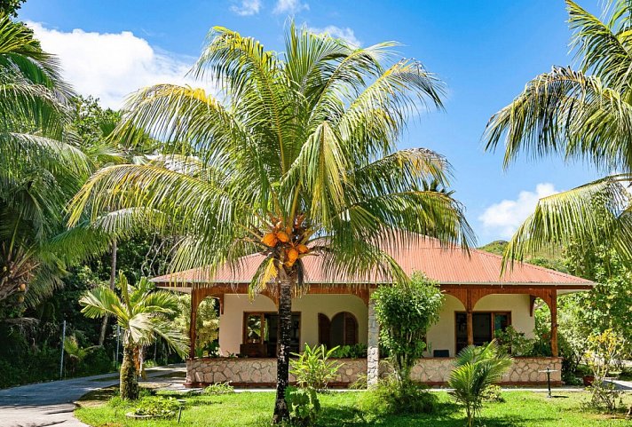 The Islander Hotel
