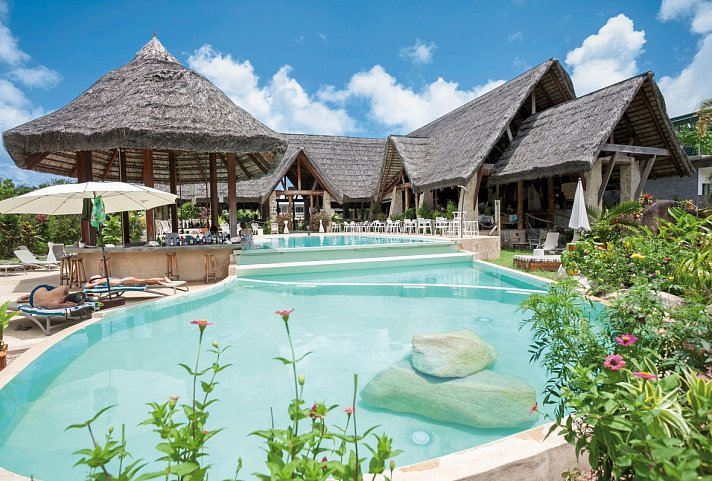 Les Lauriers Eco Hotel & Restaurant
