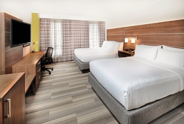 Holiday Inn Express and Suites Fisherman's Wharf - Wohnbeispiel 2 Queen Beds (Zimmercodierung UG4)