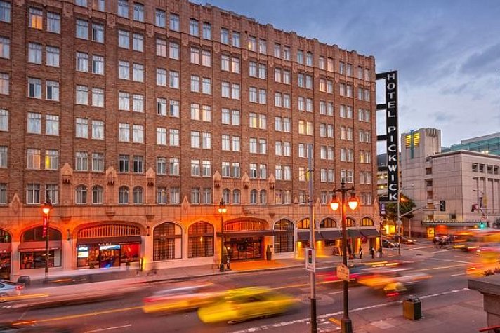 Pickwick Hotel