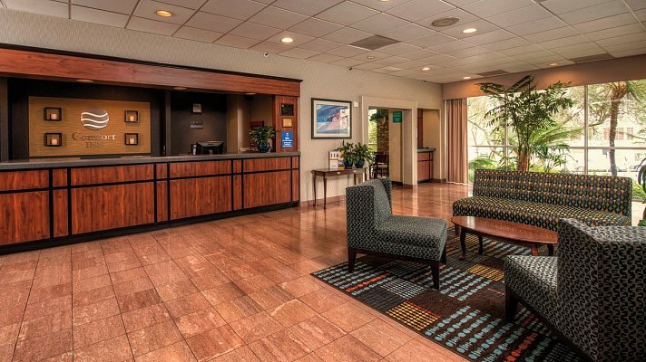 Comfort Inn by the Bay