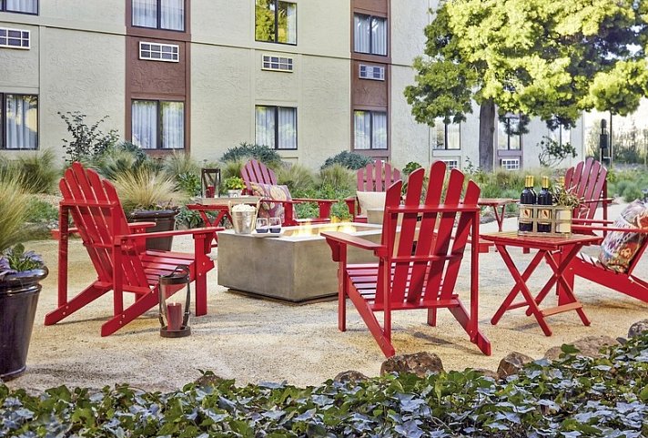 Hotel Focus - Patio
