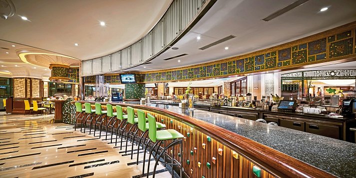 Windsor Plaza Hotel