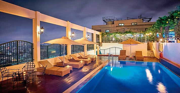 Windsor Plaza Hotel