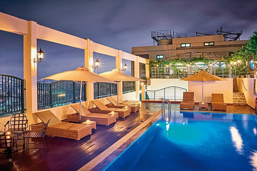 Windsor Plaza Hotel