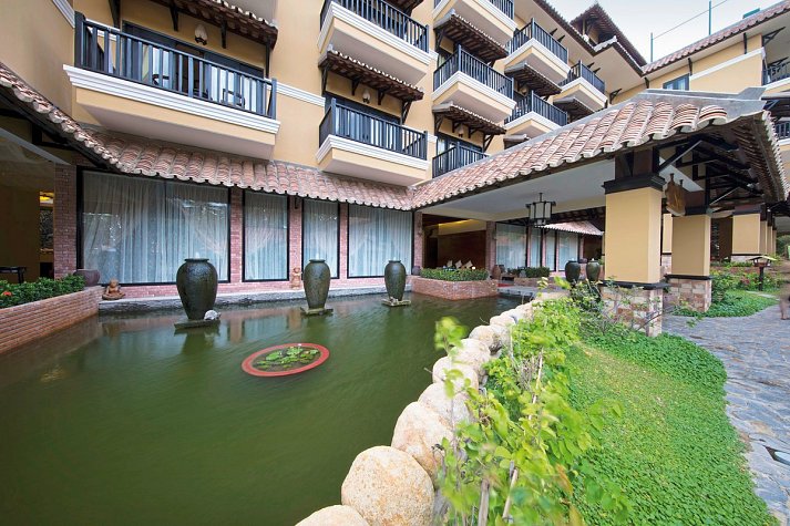 Seahorse Resort & Spa