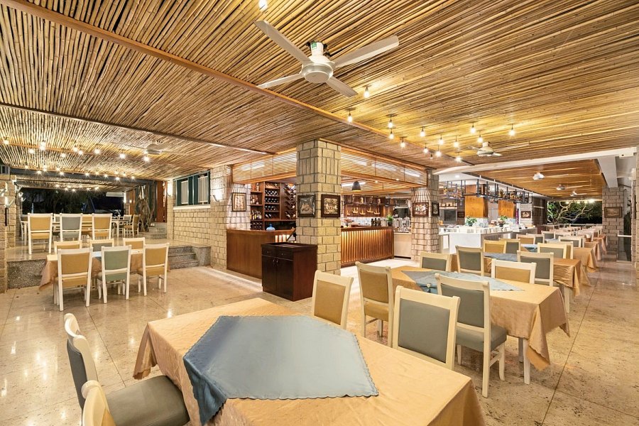 Hoang Ngoc Beach Resort