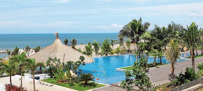 The Cliff Resort & Residences