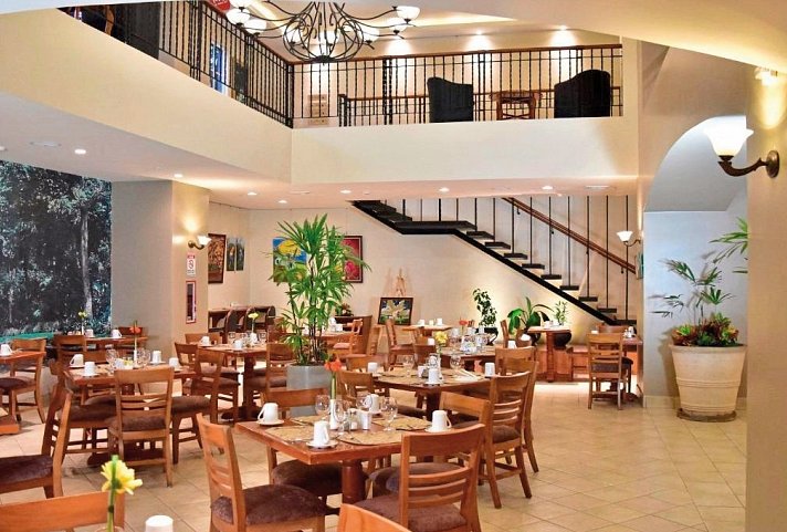 Sleep Inn Paseo Las Damas