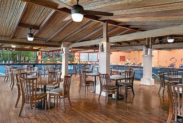 Doubletree Cariari by Hilton