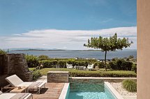 Eagles Villas - Residential Two Bedroom Pool Villa with private Garden