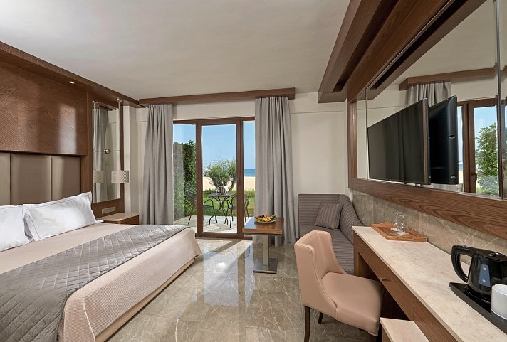 Mediterranean Village Hotel & Spa - Wohnbeispiel Doppelzimmer Meerblick (Zimmercodierung D2M)