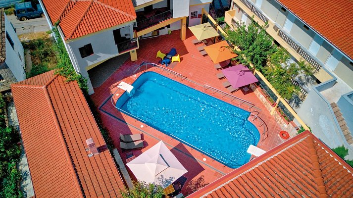 Elia Appartements Afitos