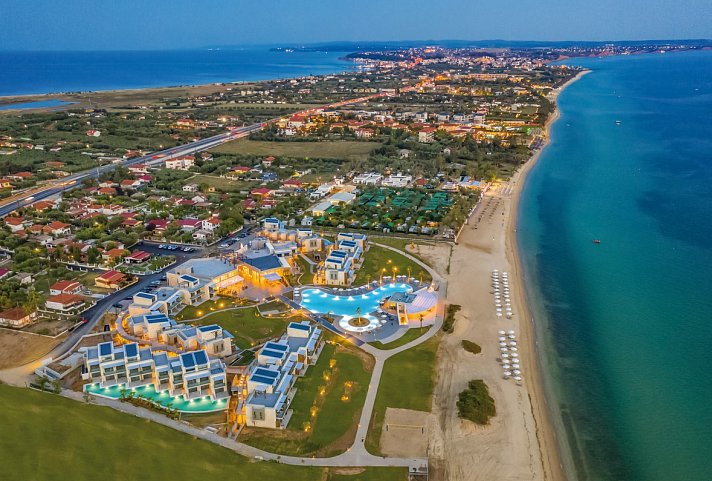 Portes Lithos Luxury Resort