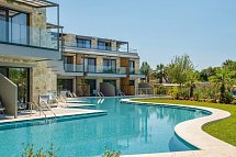 Portes Lithos Luxury Resort