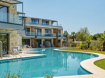 Portes Lithos Luxury Resort