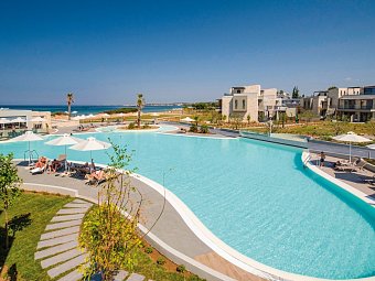 Portes Lithos Luxury Resort